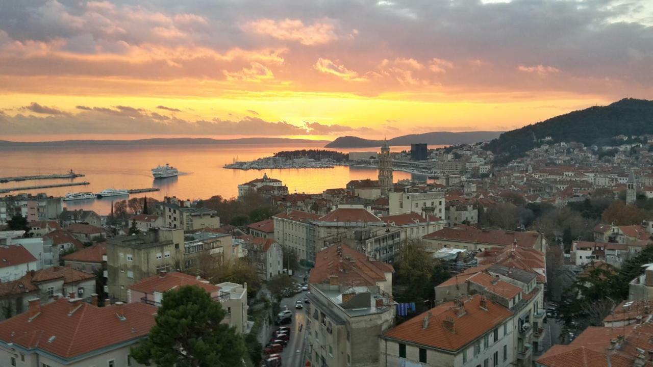 Apartment Panorama Split Bagian luar foto